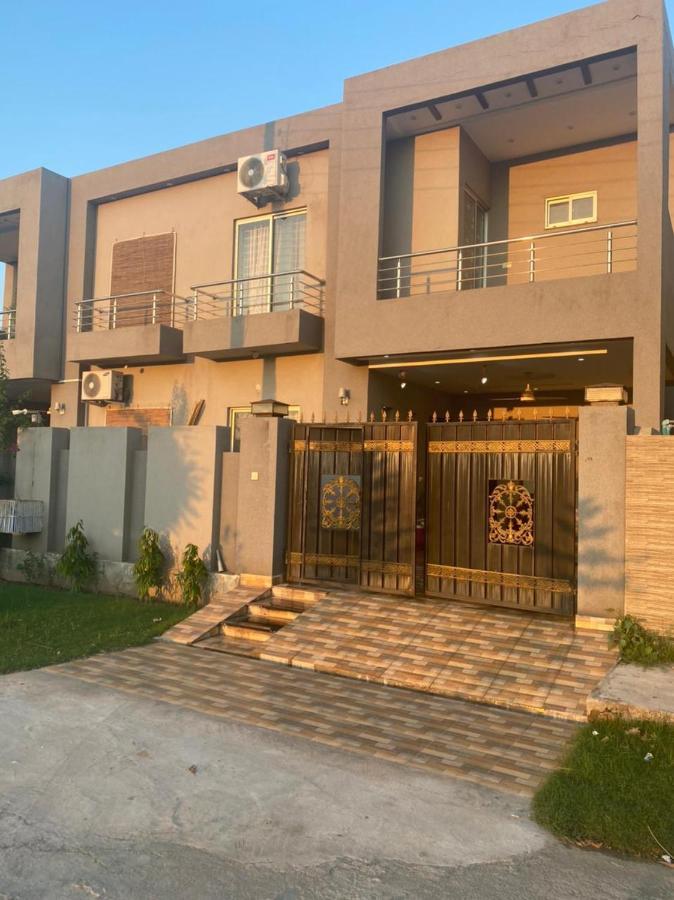 Grey Orchard Homestay - A Family Place Lahor Dış mekan fotoğraf