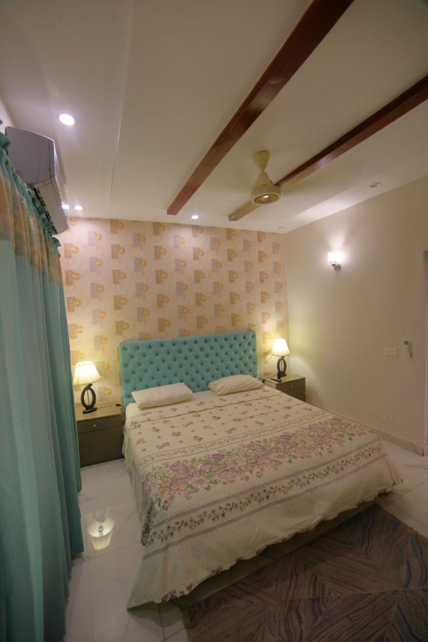 Grey Orchard Homestay - A Family Place Lahor Dış mekan fotoğraf