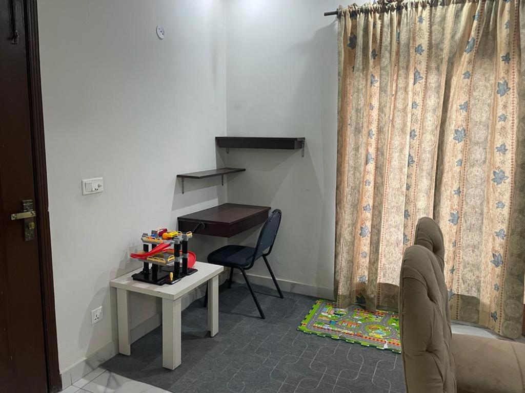 Grey Orchard Homestay - A Family Place Lahor Dış mekan fotoğraf